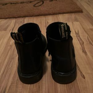 Doc Marten Chelsea Boots